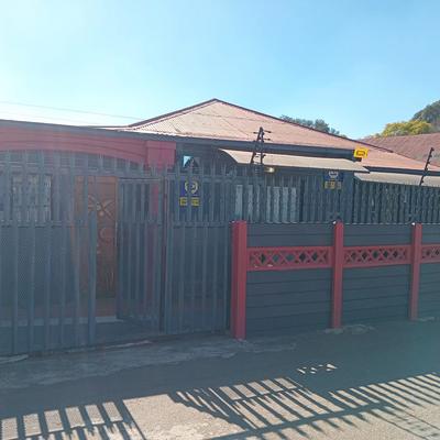 House For Sale in Brixton, Johannesburg